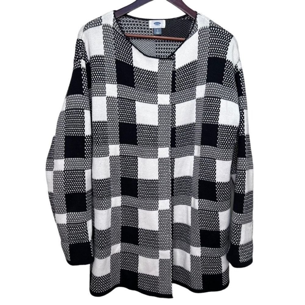 OLD Navy Black & White  Medium Weight Open Front Sweater Size L